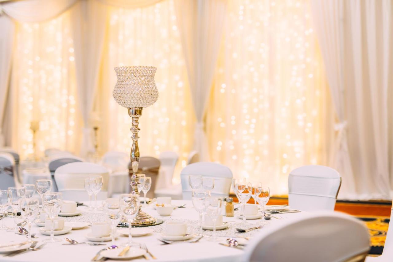 Armagh City Hotel Extérieur photo
